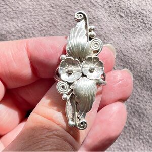 Vintage Signed Angela Lee Navajo Sterling Peyote Cactus Flowers Leaves Ring